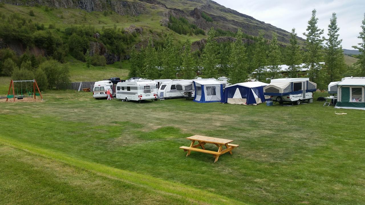 Hengifoss Guesthouse Valpjofsstathur Exterior photo